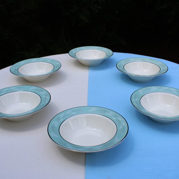 Set of 6 Fruit/Dessert Bowls - Picture 2 of 4